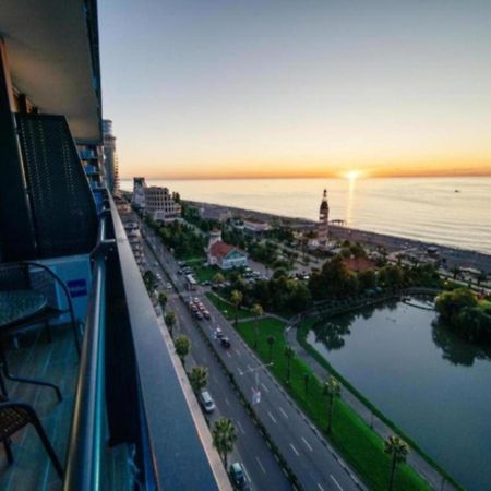 Aparthotel Sea View Orbi City Batumi Zewnętrze zdjęcie